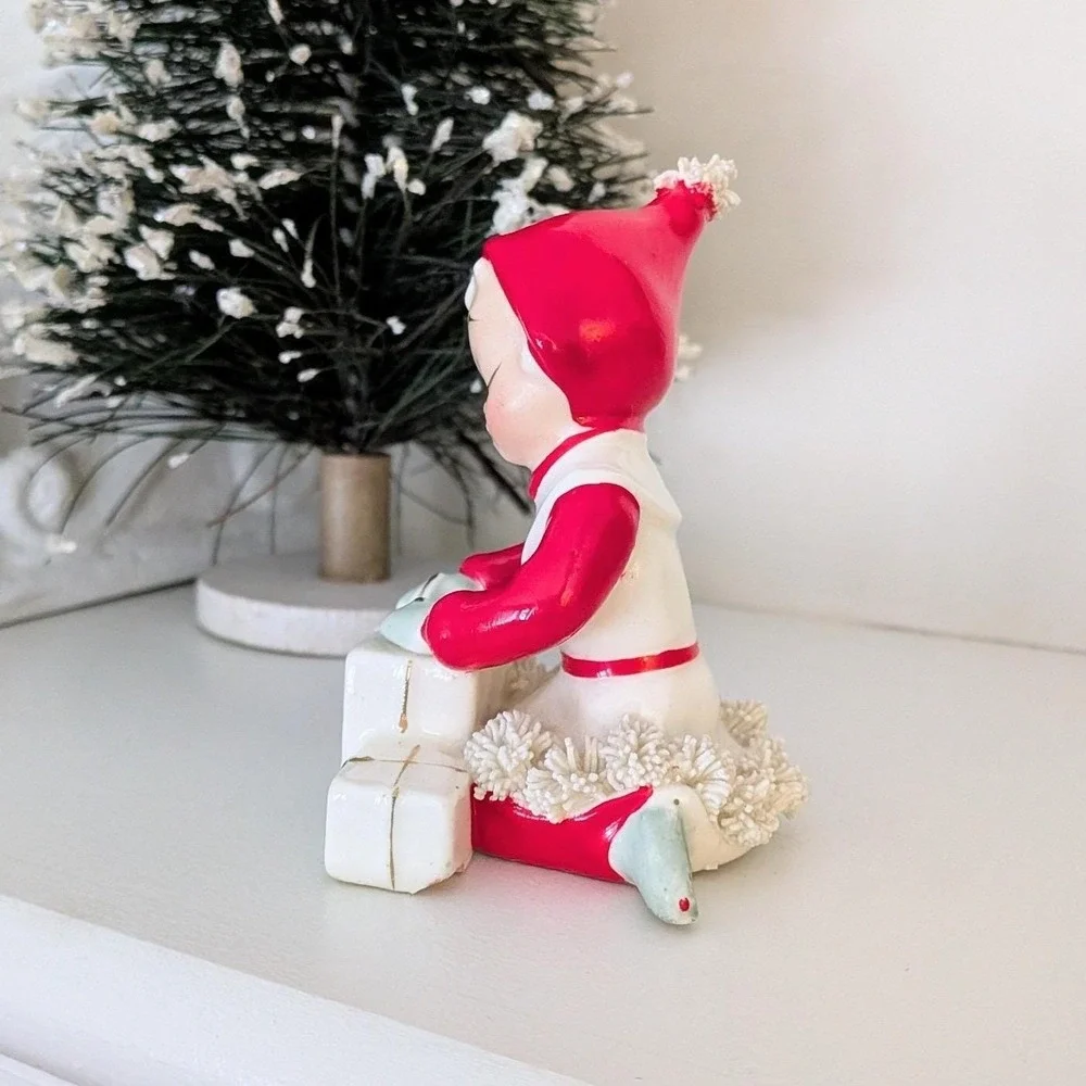 Vintage Napco Christmas‎ Pixie Elf Ceramic Figurine Wrapping Gifts Japan Kitsch